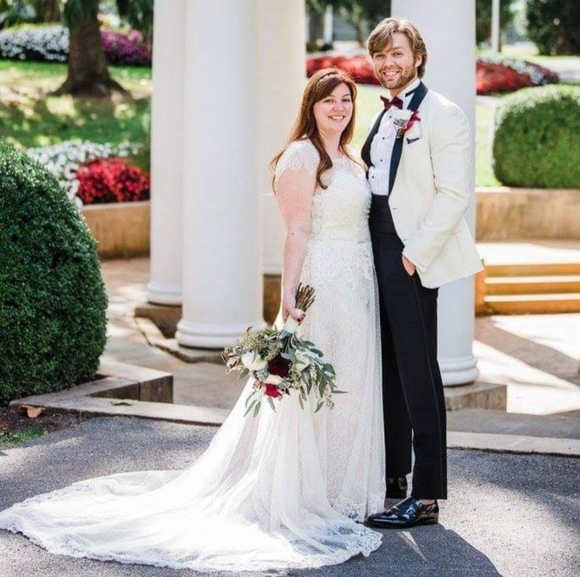 Ti Adora Wedding Dress - Picture 2 of 7